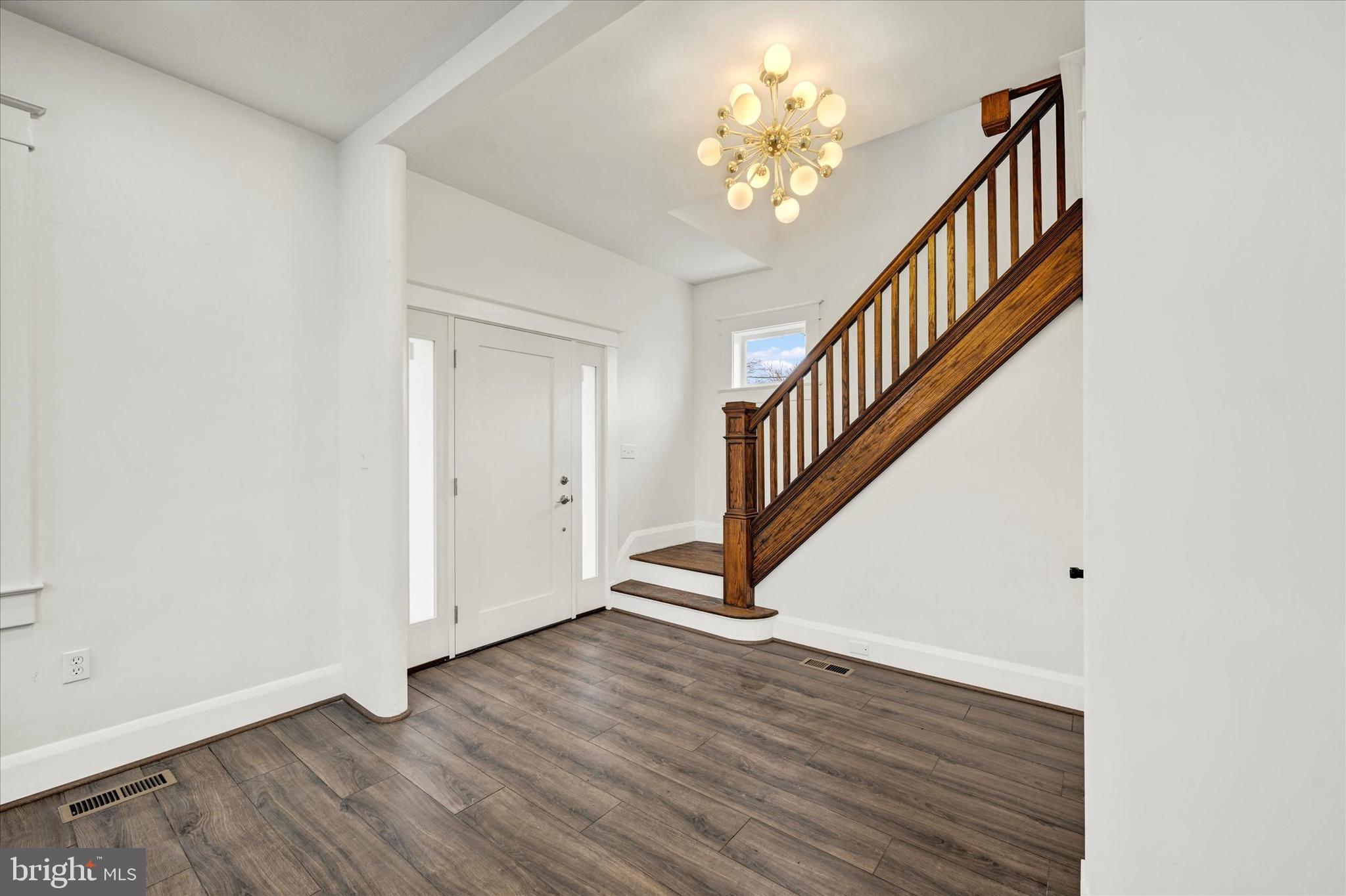 ROSEDALE - Residential