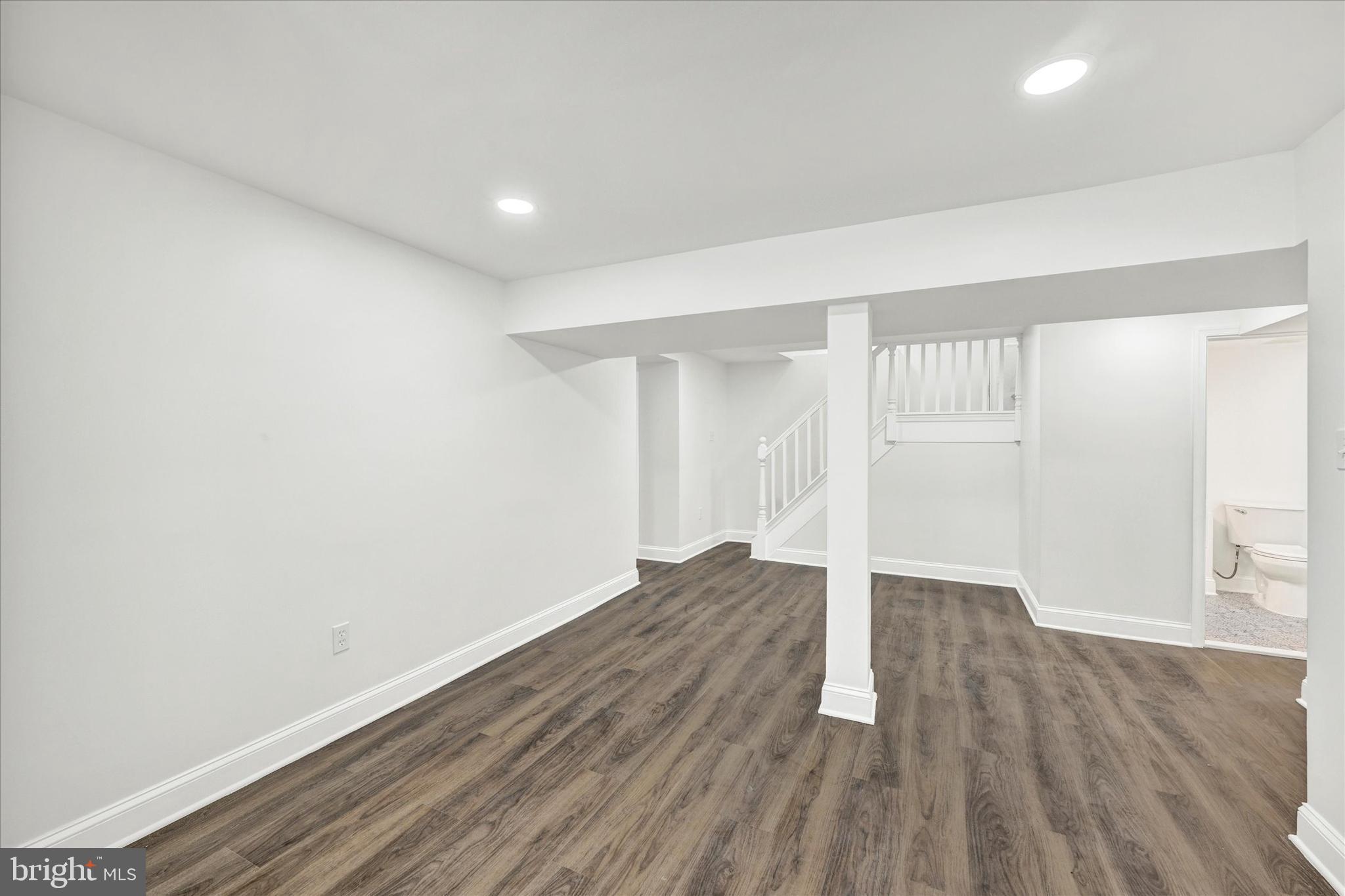 ROSEDALE - Residential