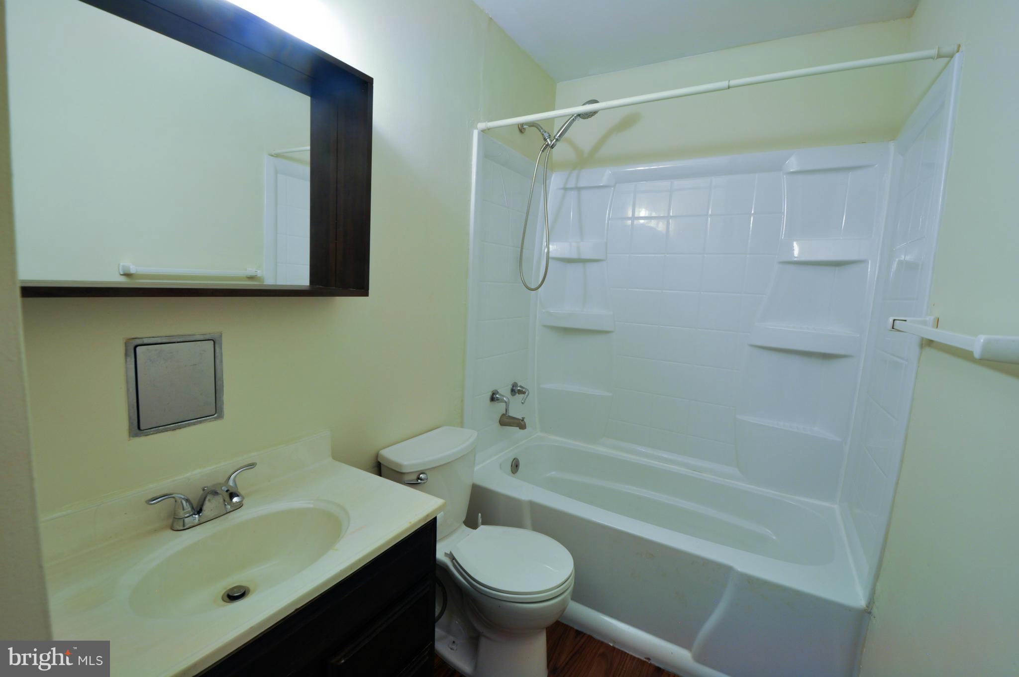 WINDSOR PARK - Residential Lease