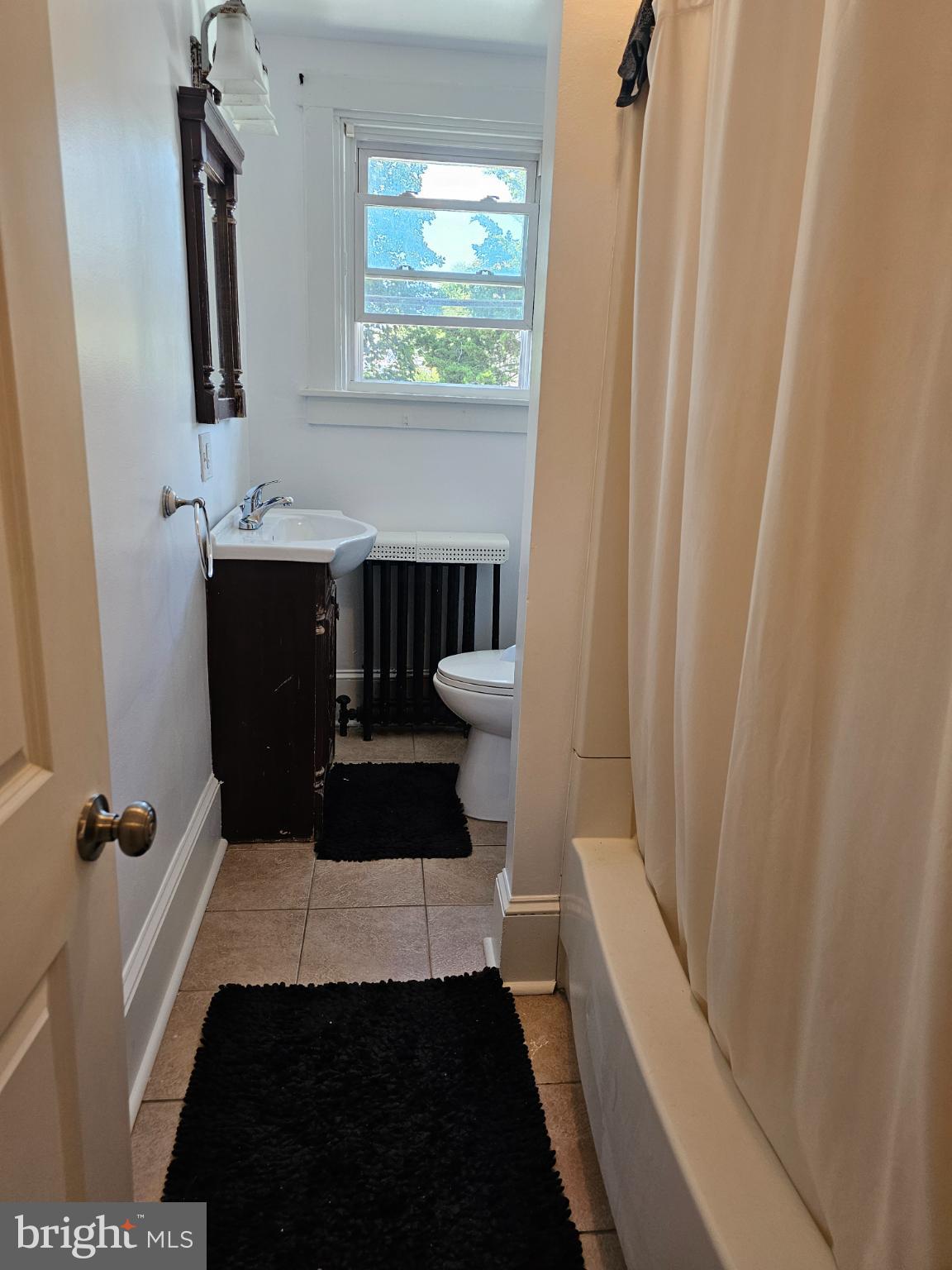 CLIFTON HEIGHTS - Residential