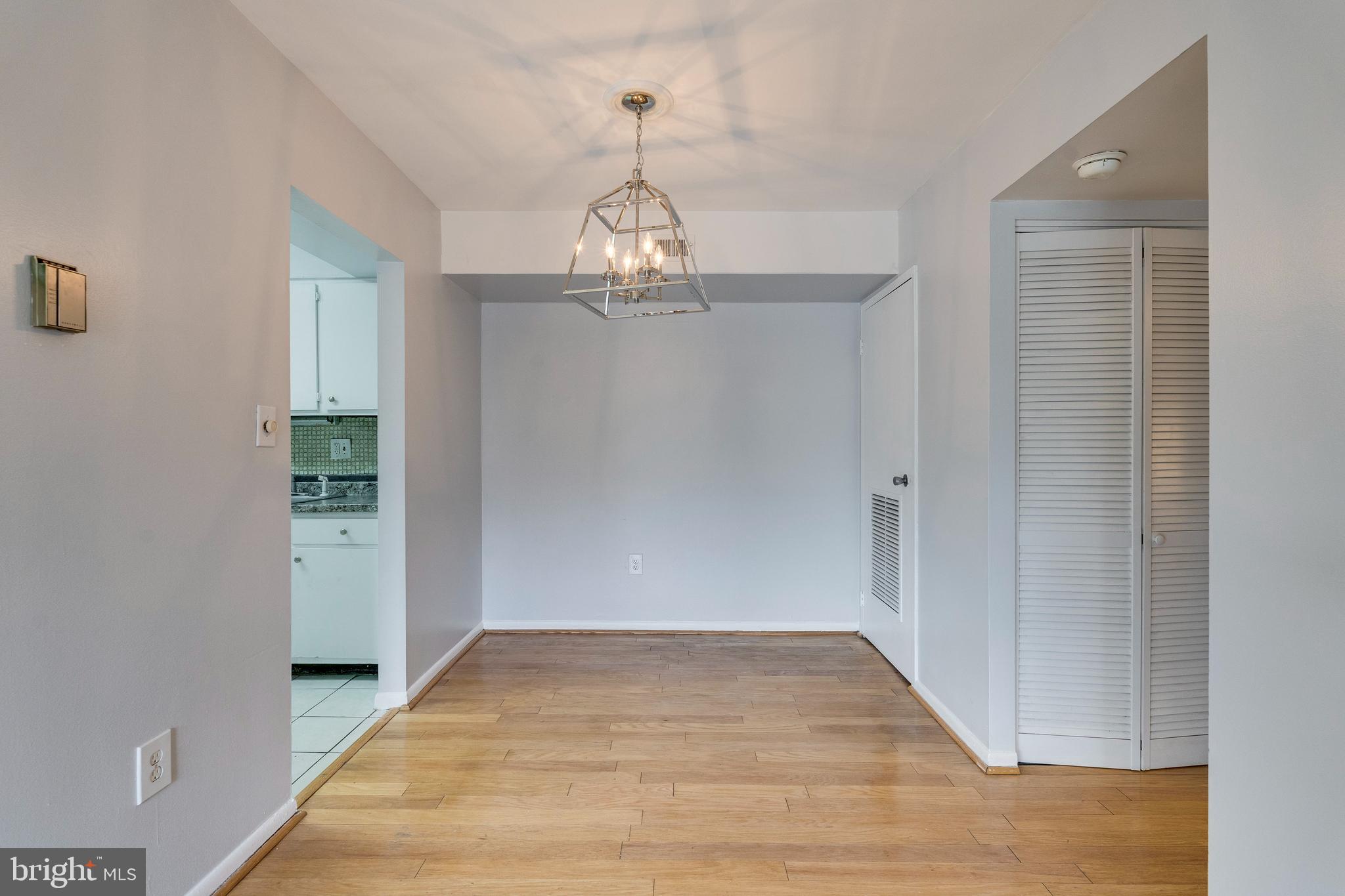 HUNTING RIDGE CONDOMINIUM - Residential Lease