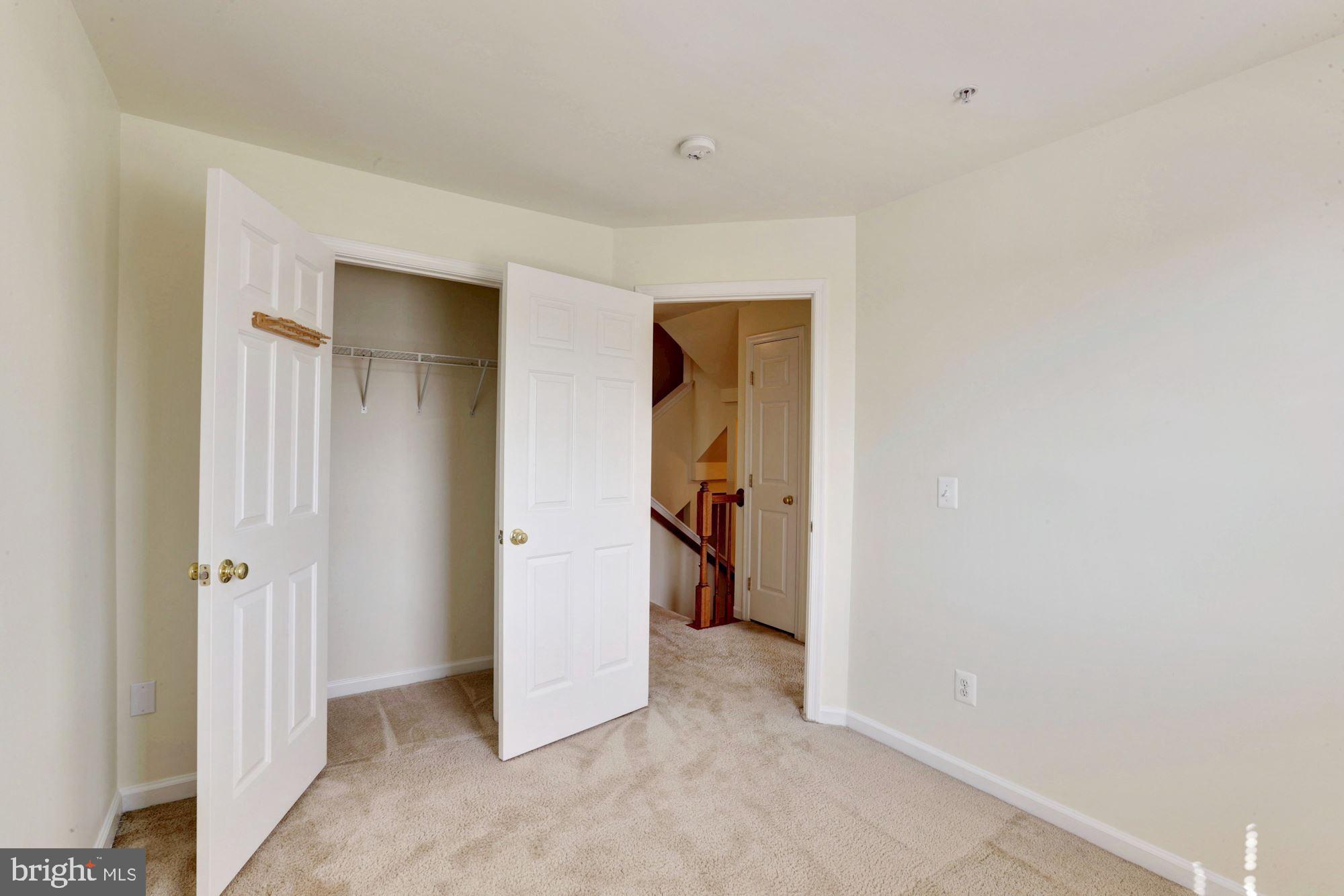 HUNTINGTON GROVE - Residential