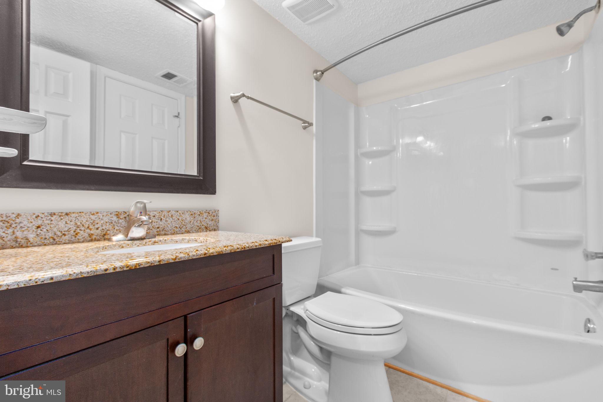 HUNTERS SQUARE - Residential