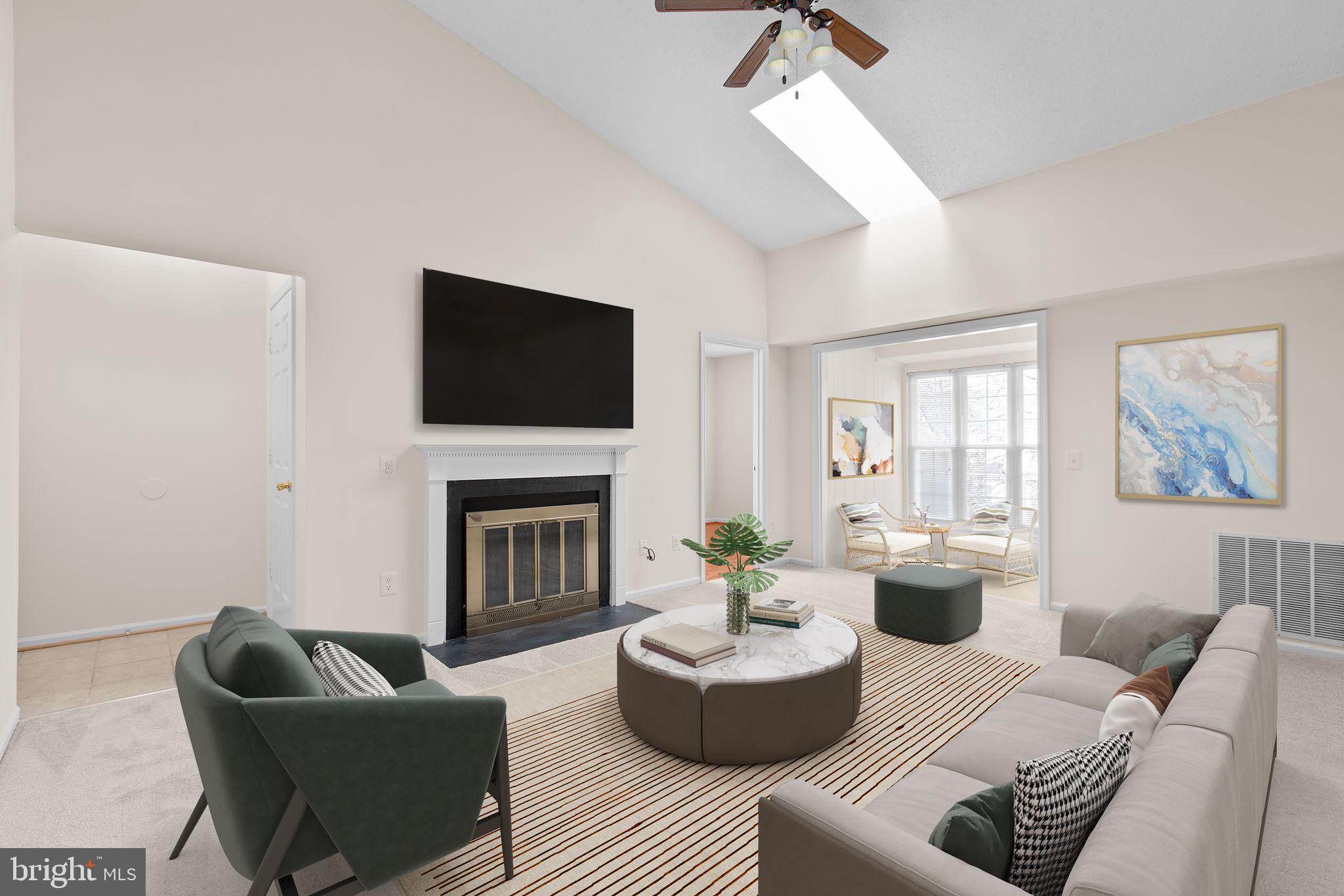 HUNTERS SQUARE - Residential