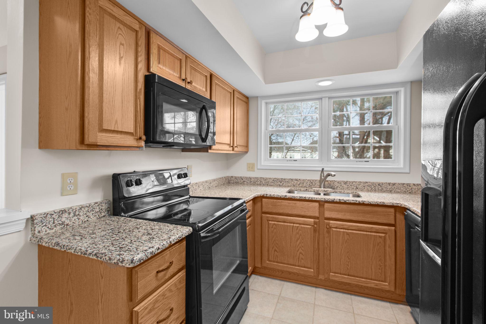 HUNTERS SQUARE - Residential