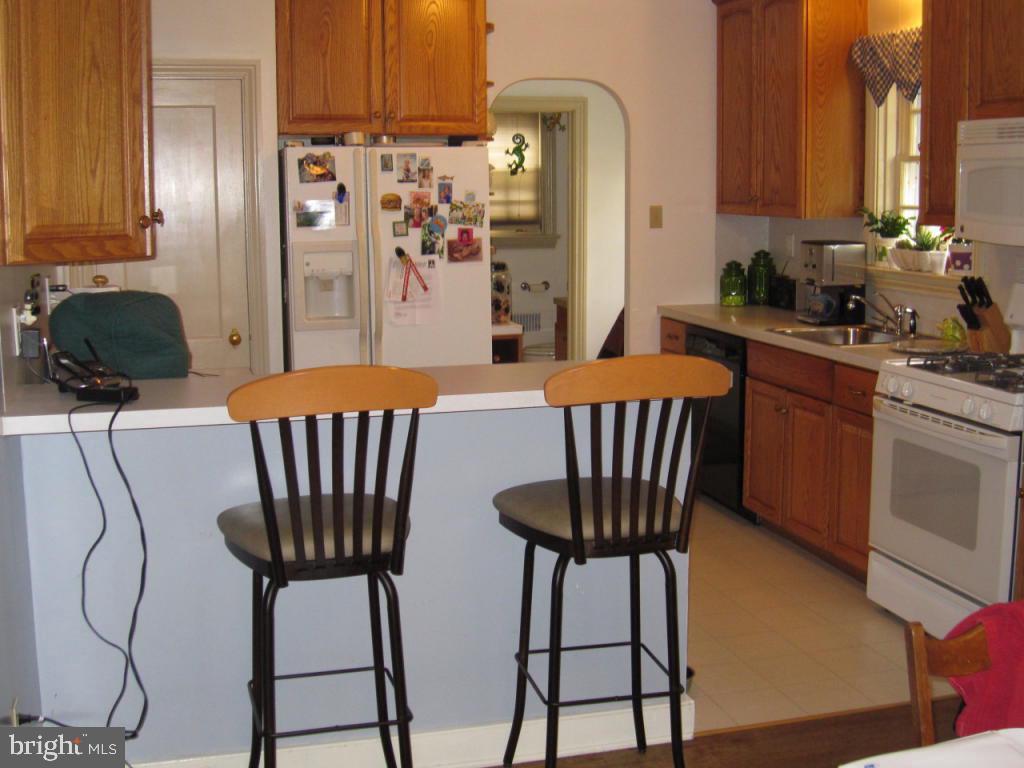 1504 ESBENSHADE ROAD