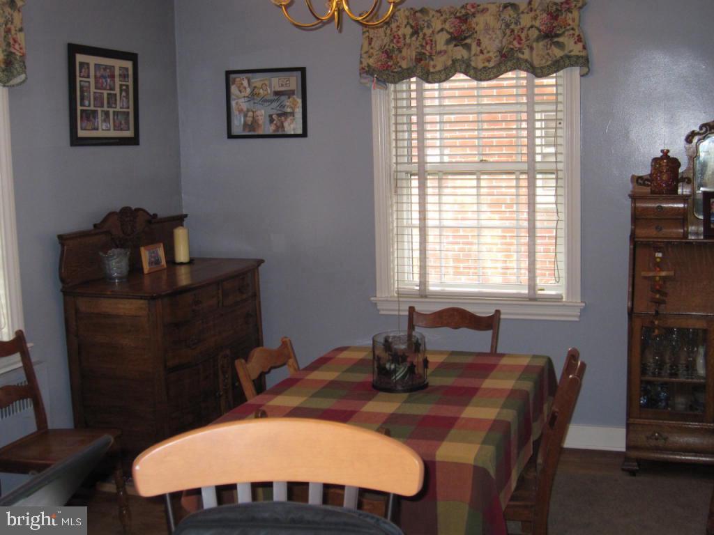 1504 ESBENSHADE ROAD