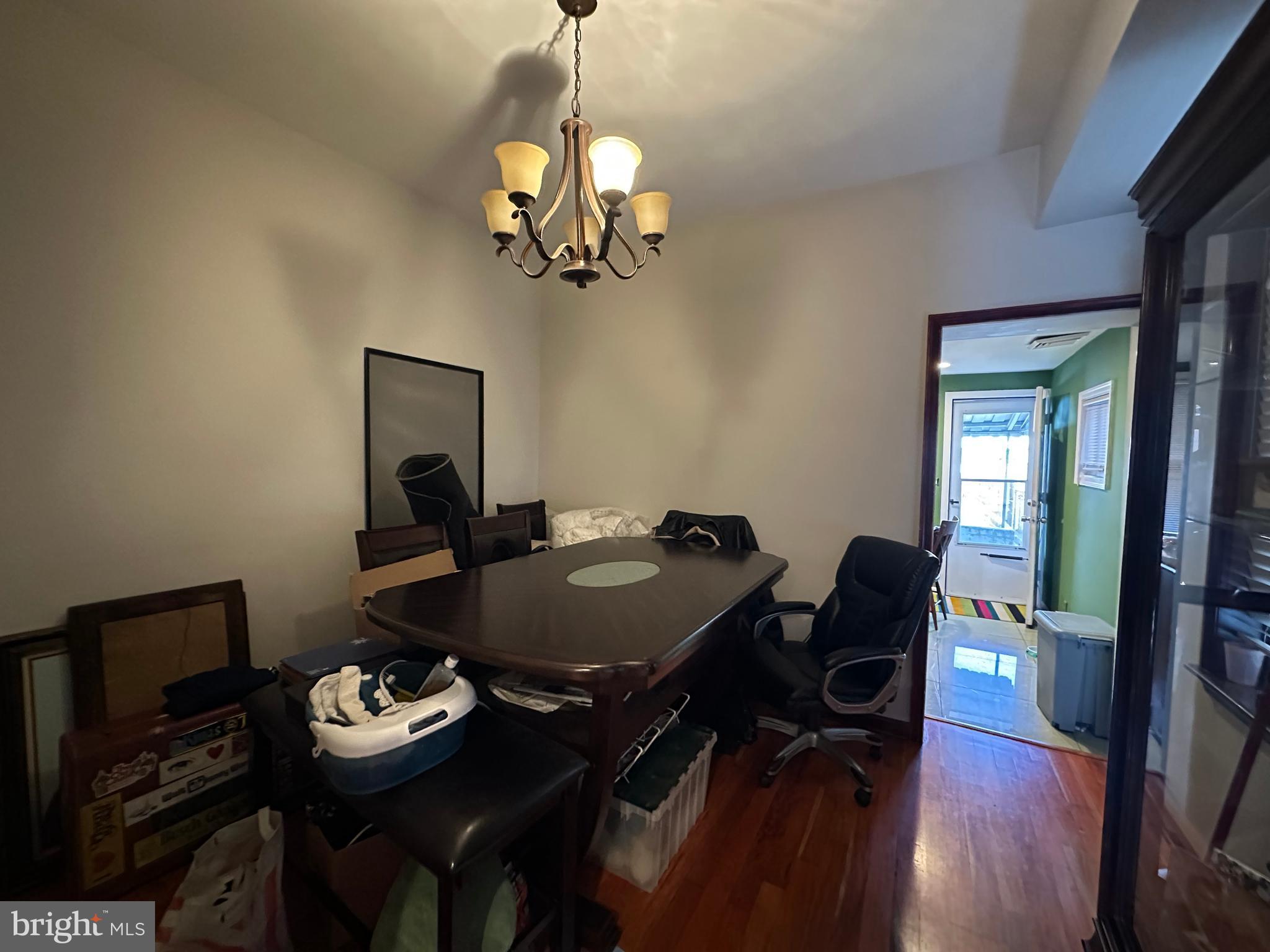 PORT RICHMOND - Residential