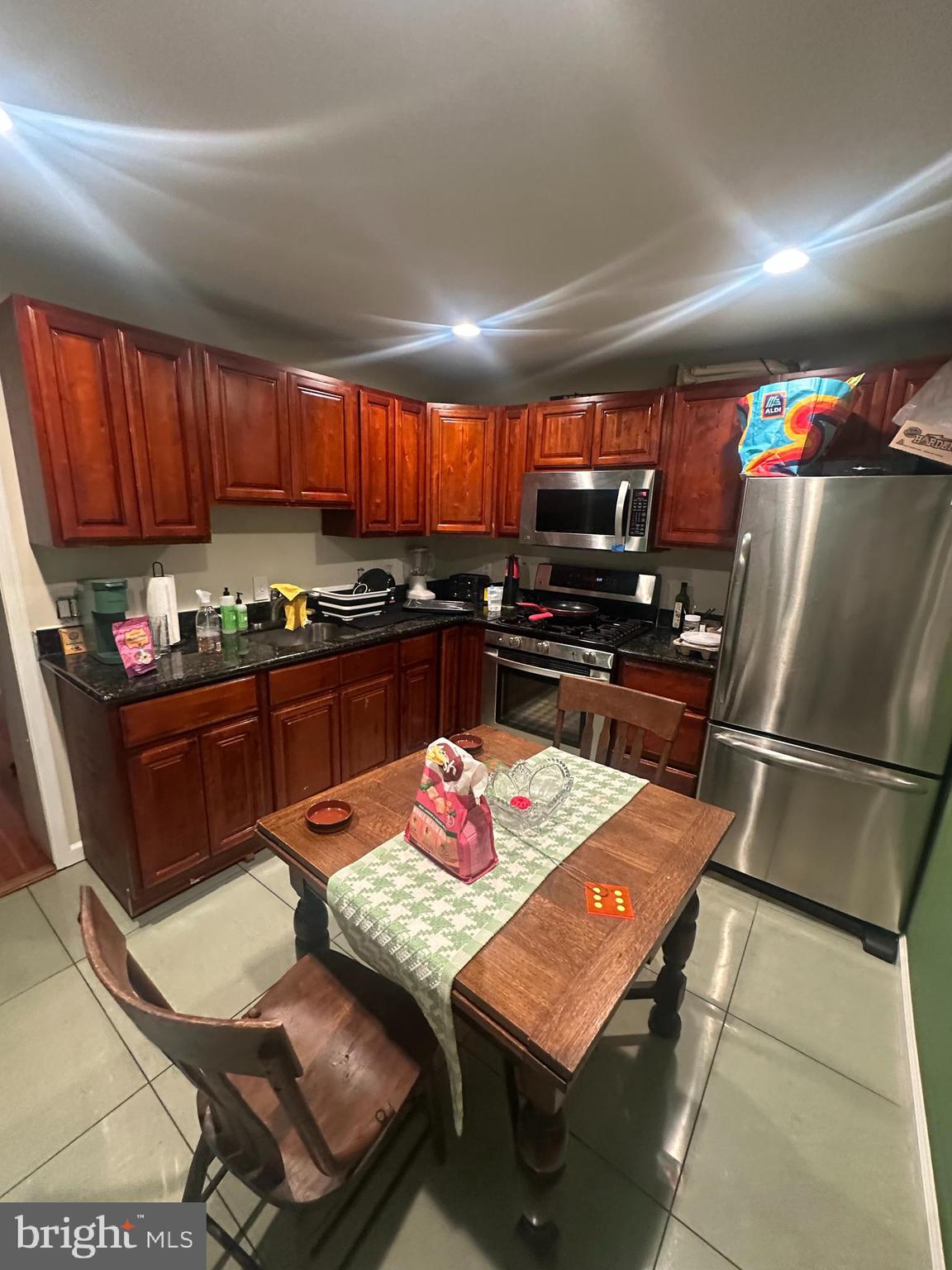 PORT RICHMOND - Residential