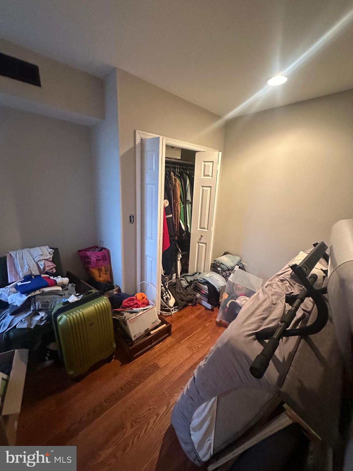 PORT RICHMOND - Residential