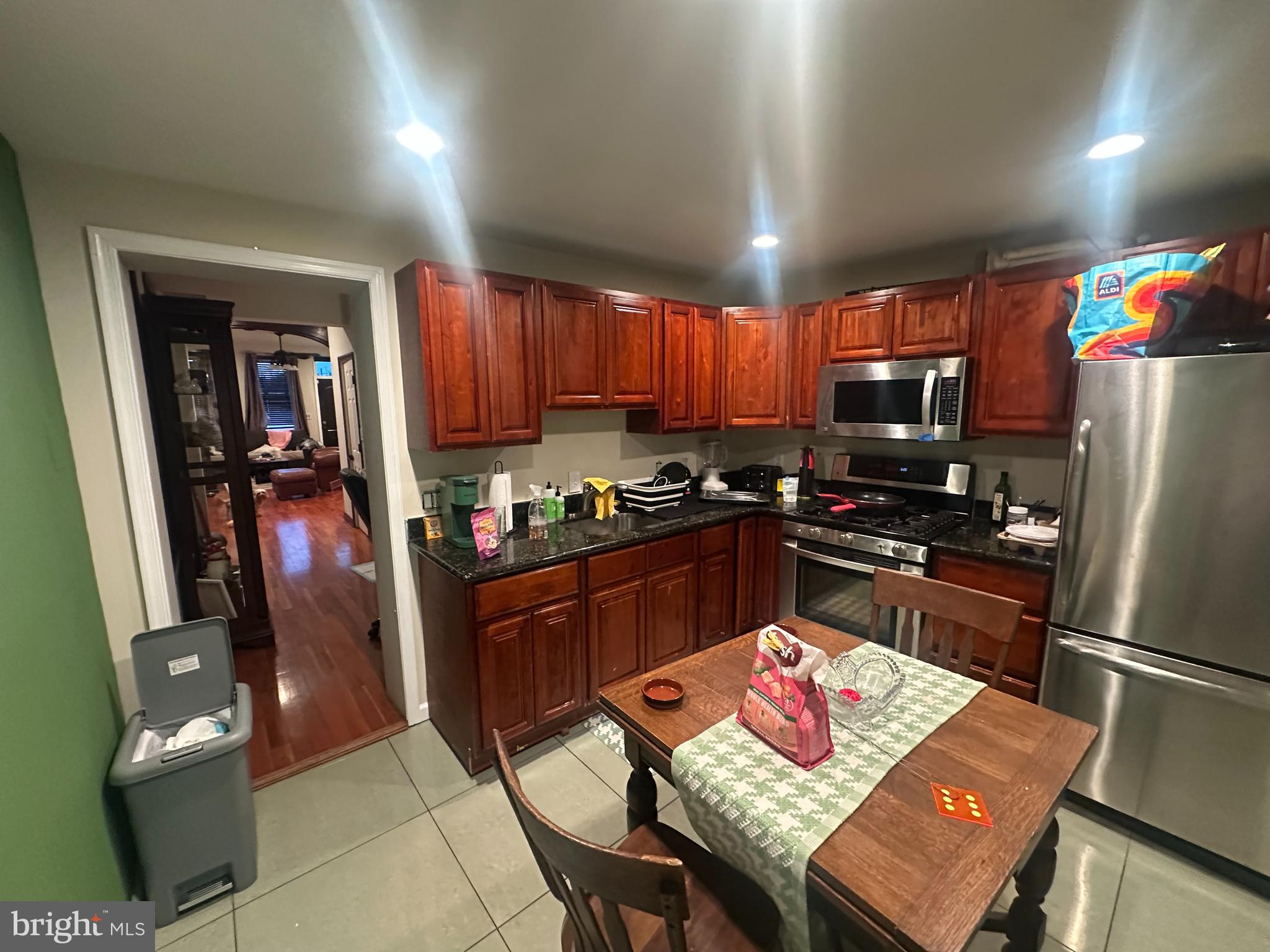 PORT RICHMOND - Residential