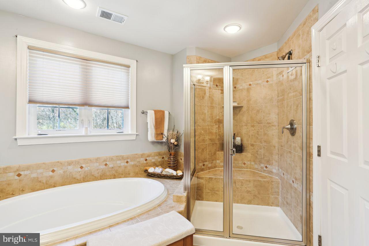 WHITE OAK - Residential