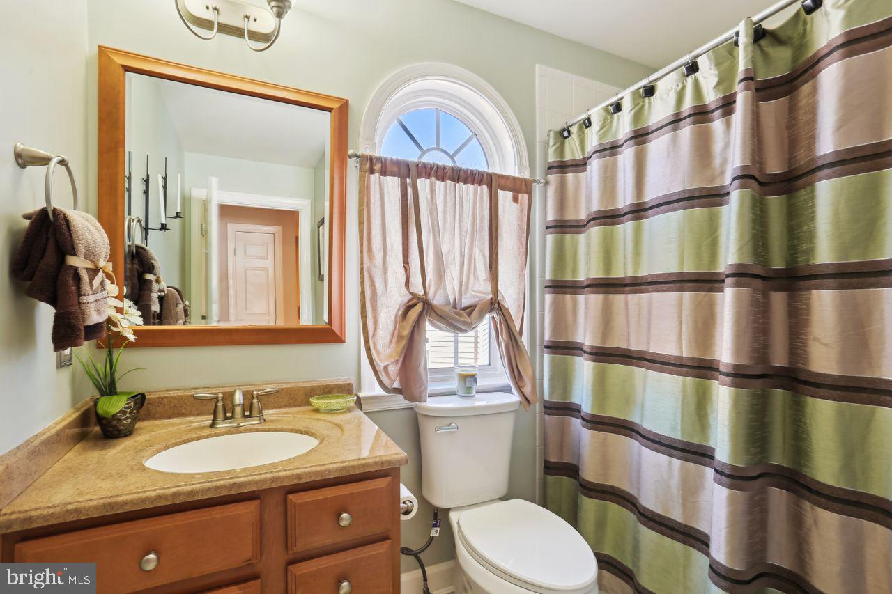 WHITE OAK - Residential