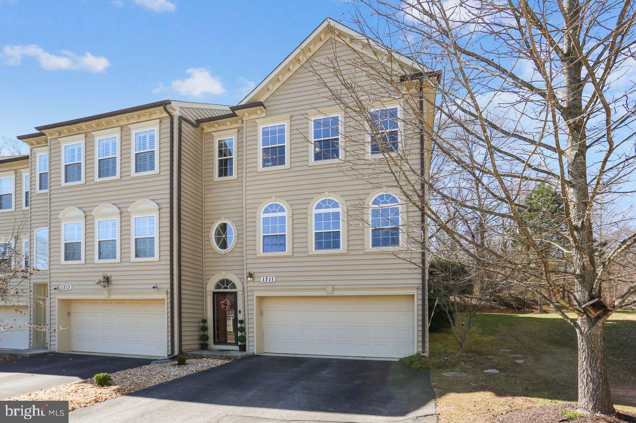 WHITE OAK - Residential