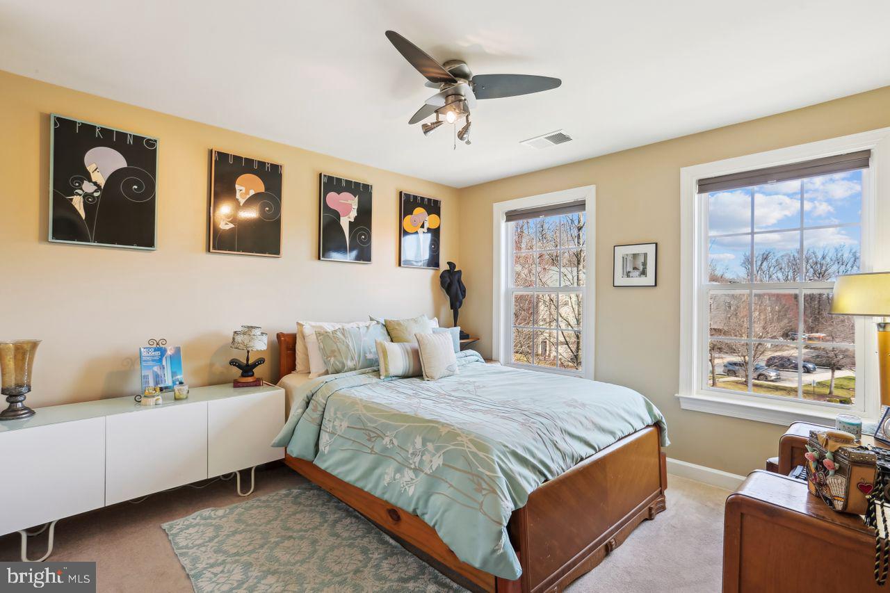 WHITE OAK - Residential