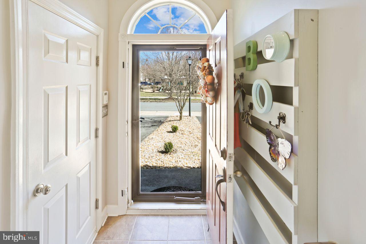 WHITE OAK - Residential