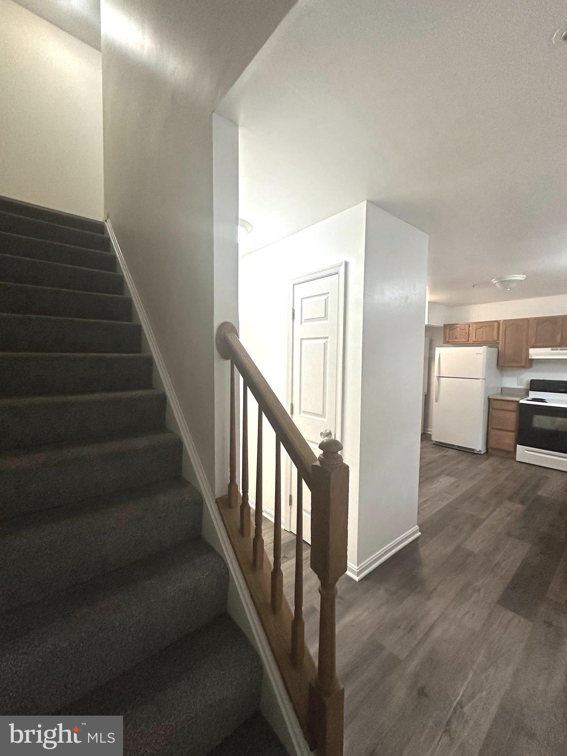 WHISPERING RIDGE - Residential Lease