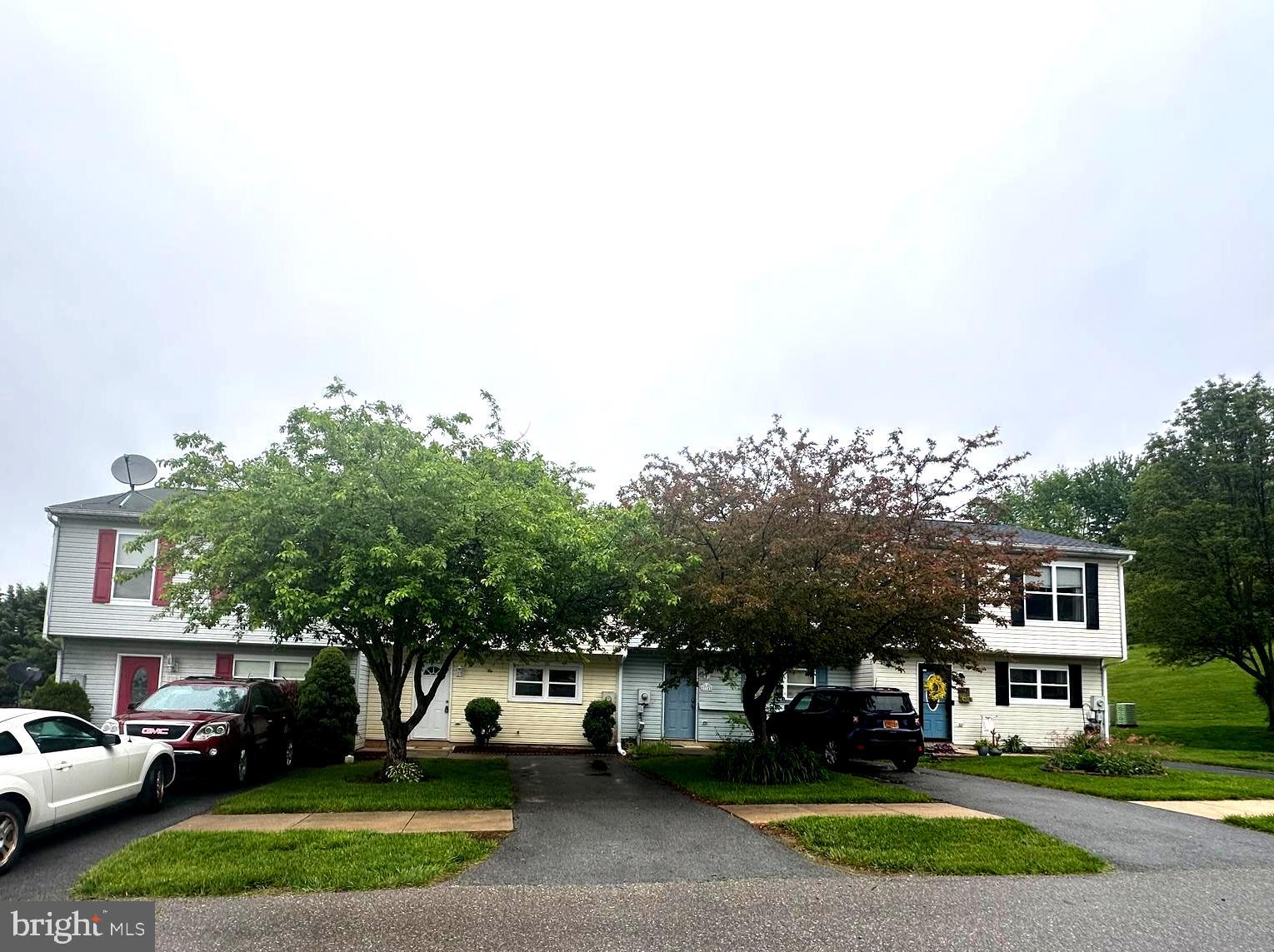 WHISPERING RIDGE - Residential Lease