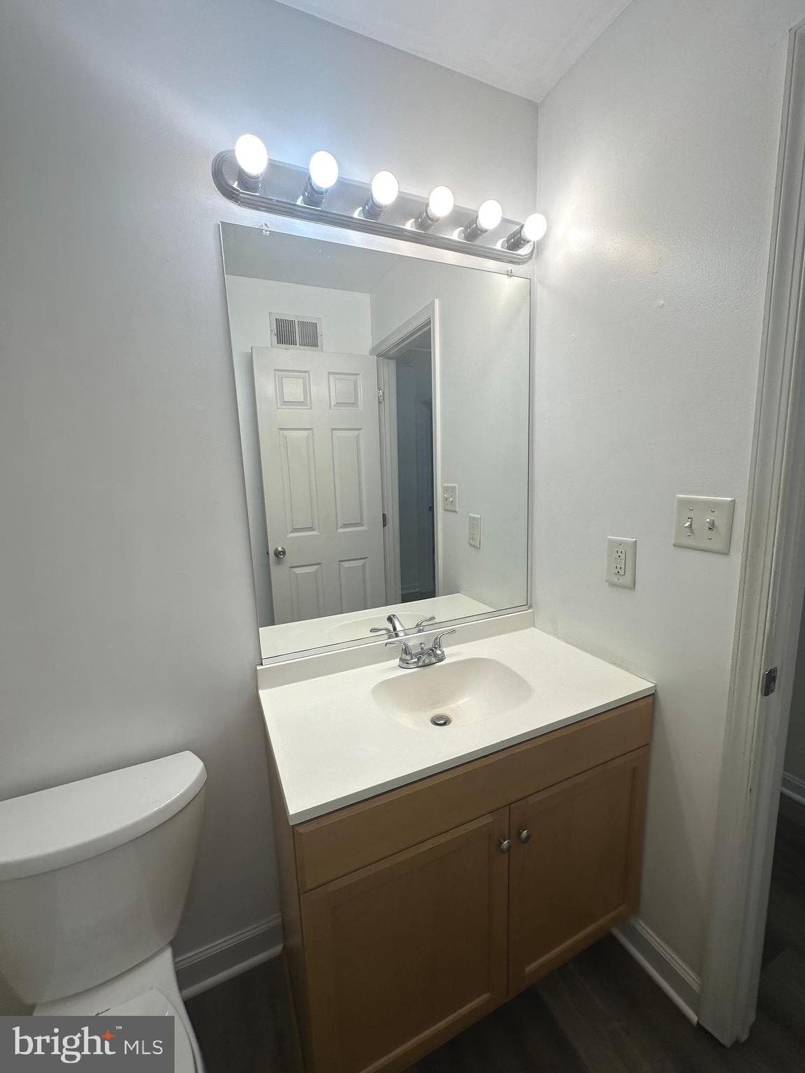 WHISPERING RIDGE - Residential Lease