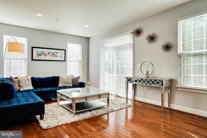 CAMERON GLEN - Residential Lease