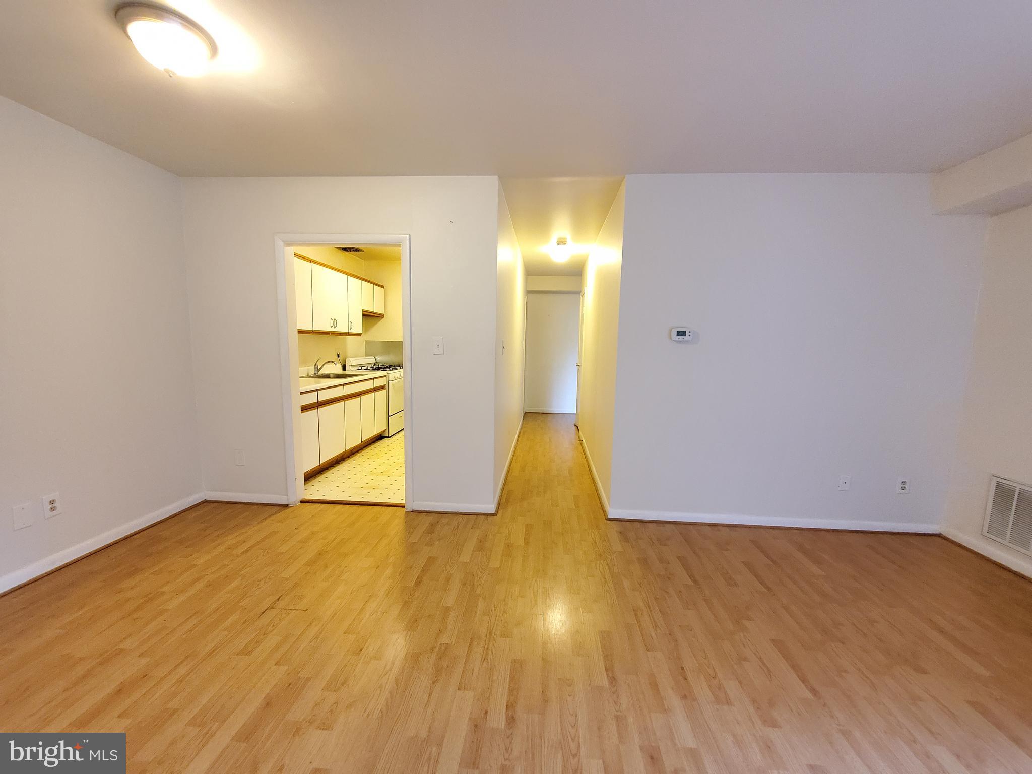 FAIRFAX WEST CONDOS - Residential Lease