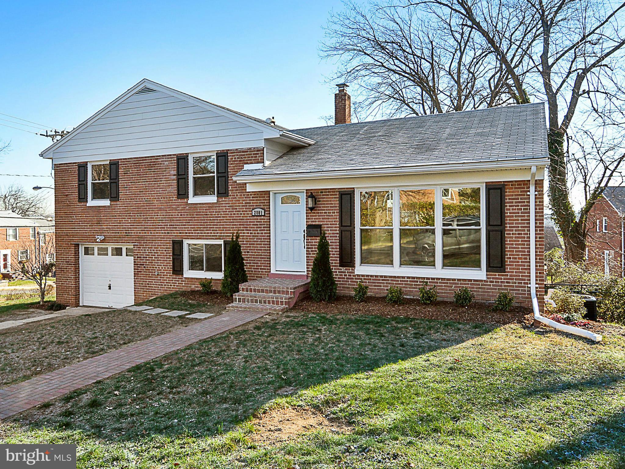 WARWICK VILLAGE - Residential