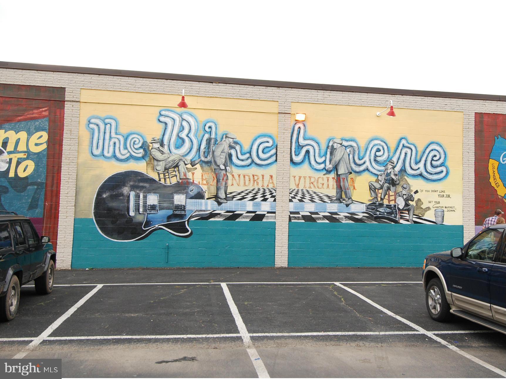 WARWICK VILLAGE - Residential