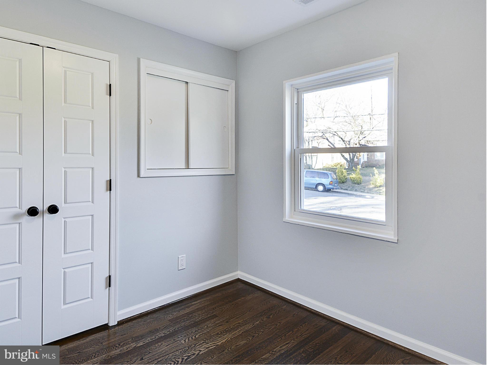 WARWICK VILLAGE - Residential