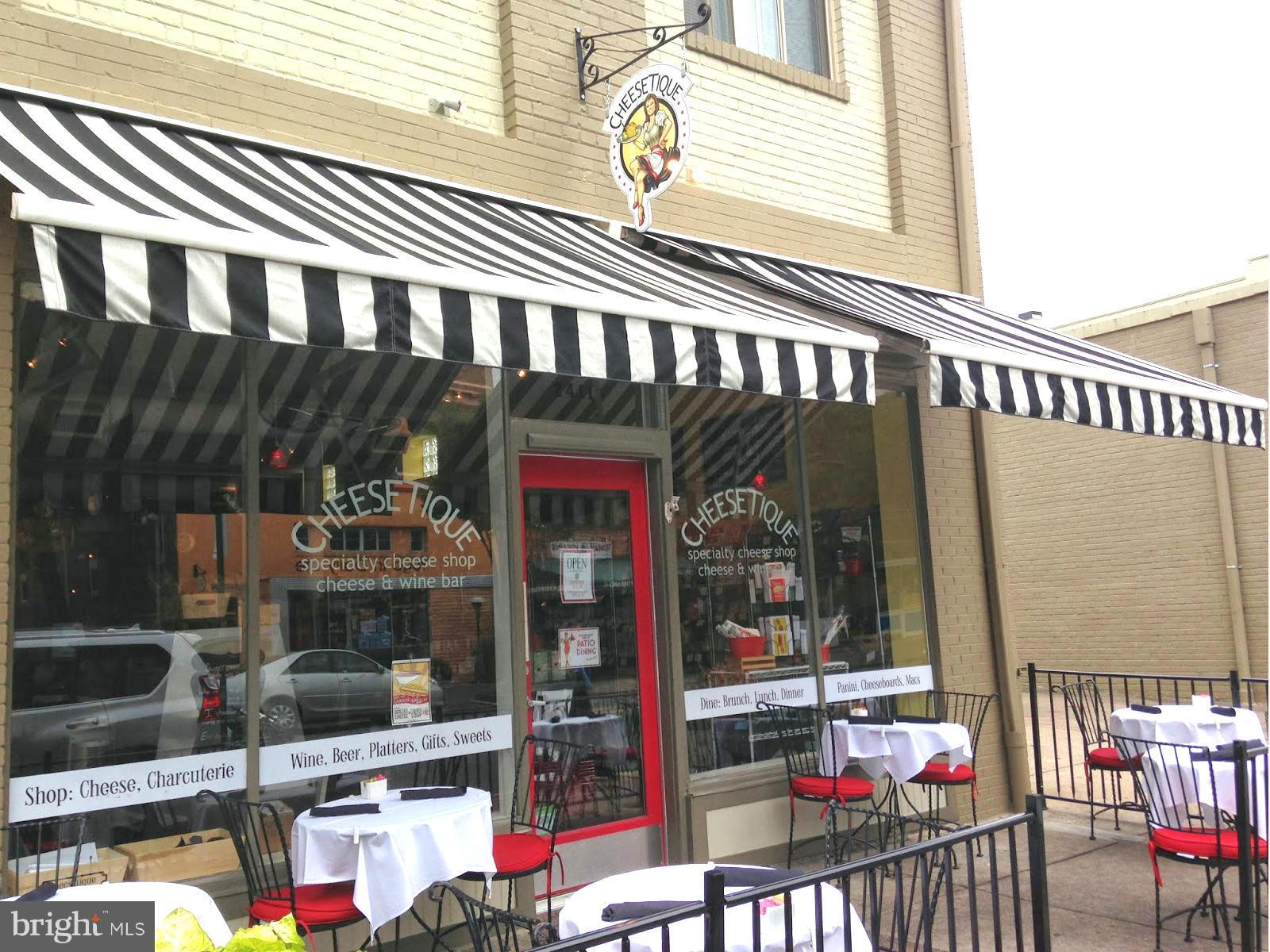 WARWICK VILLAGE - Residential