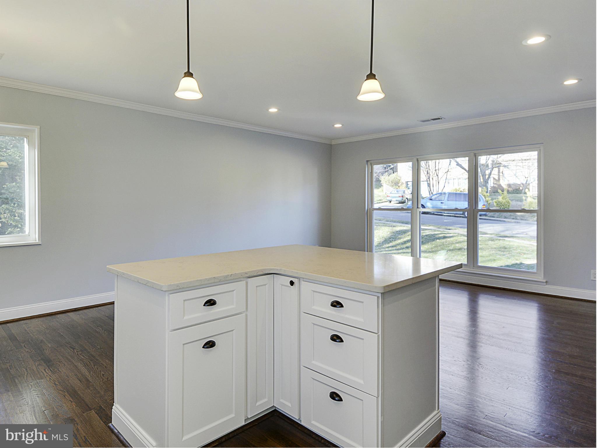 WARWICK VILLAGE - Residential