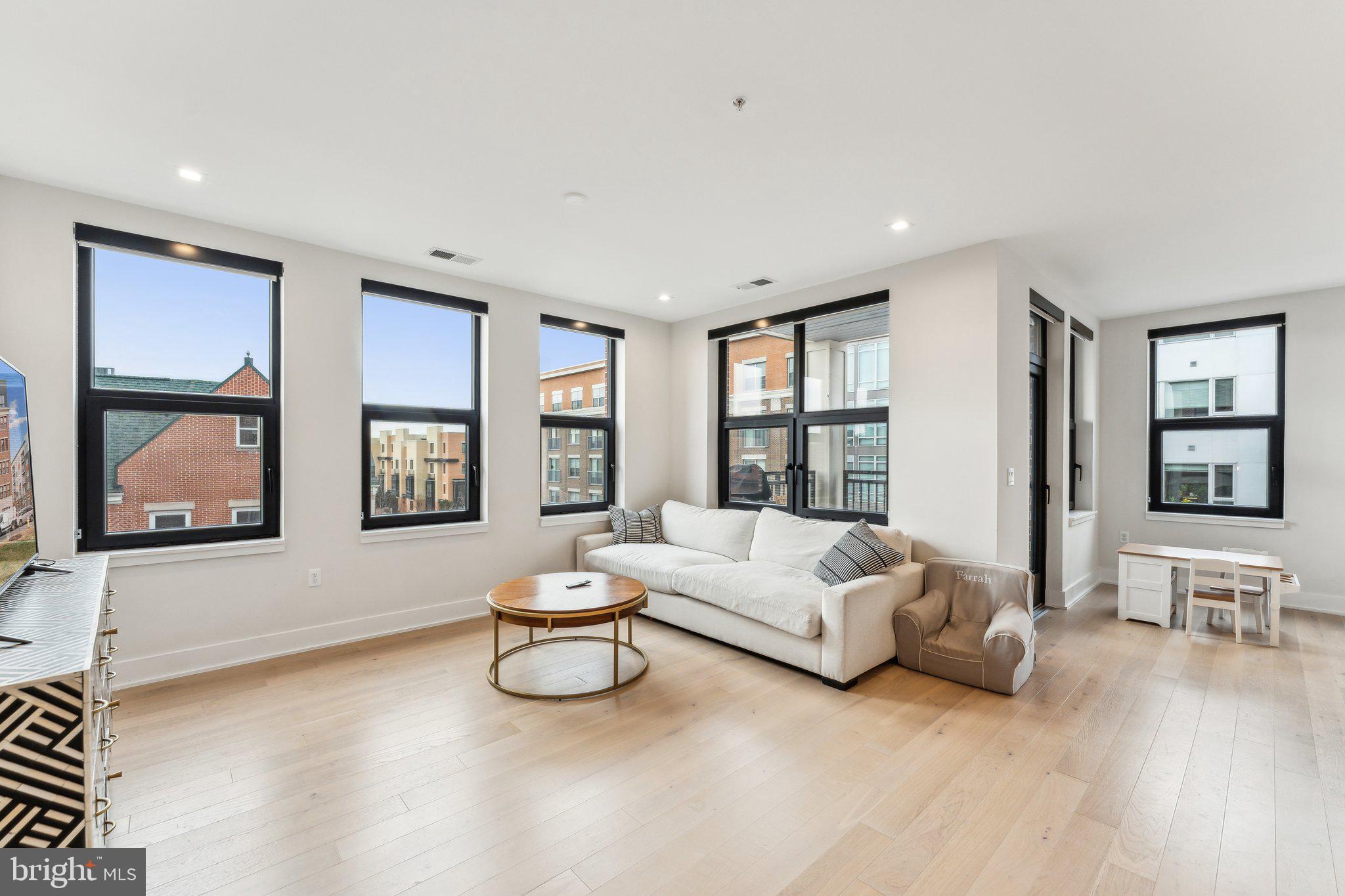 POTOMAC YARD - Residential