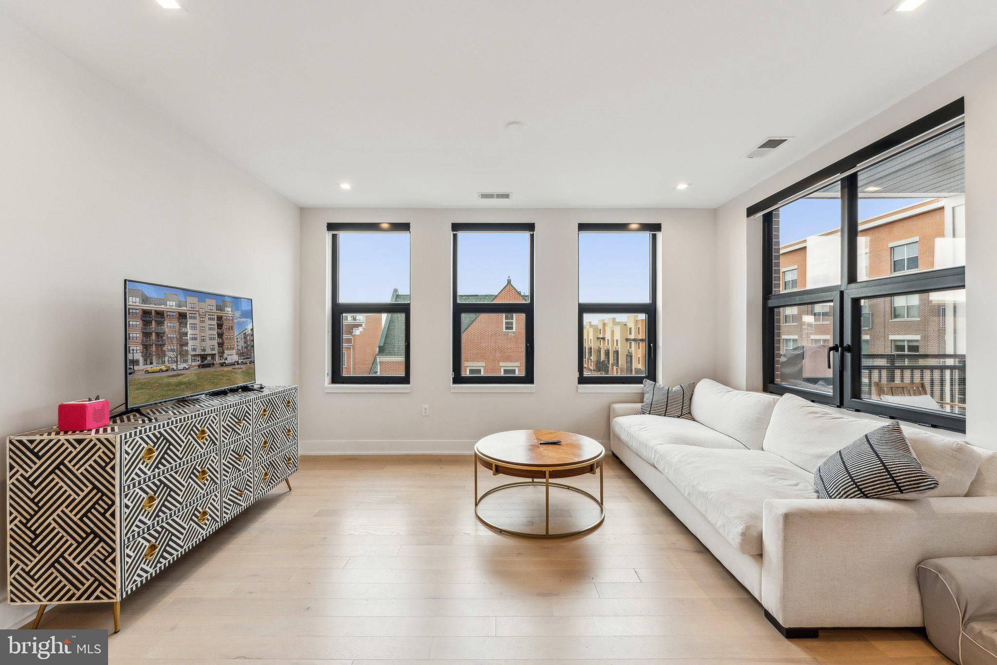 POTOMAC YARD - Residential