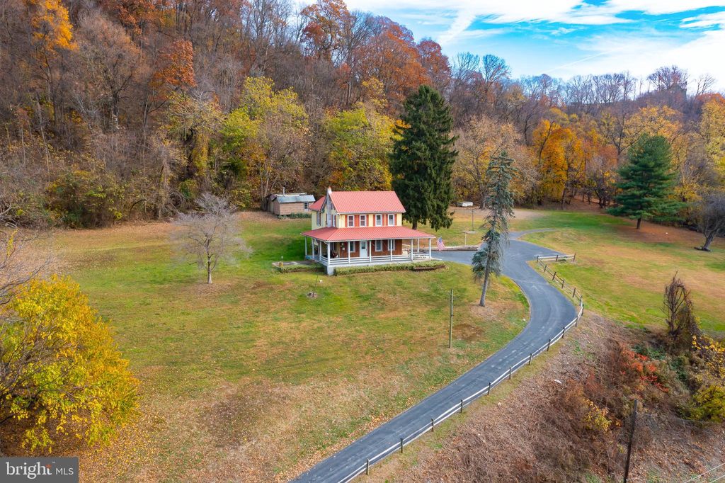 Photo of 1802 Water Street, WASHINGTON BORO, PA 17582 (MLS # PALA2065094)