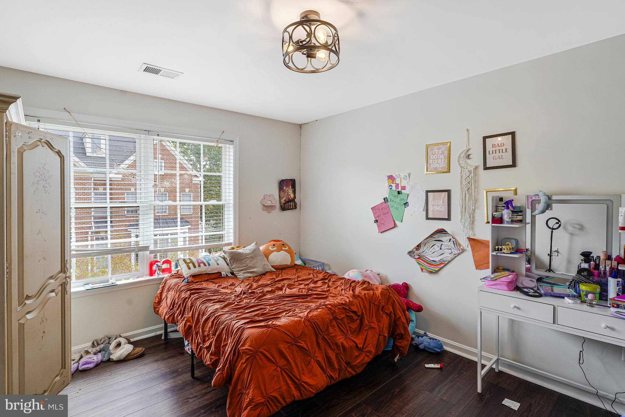 MEDINAH HOMES - Residential Lease