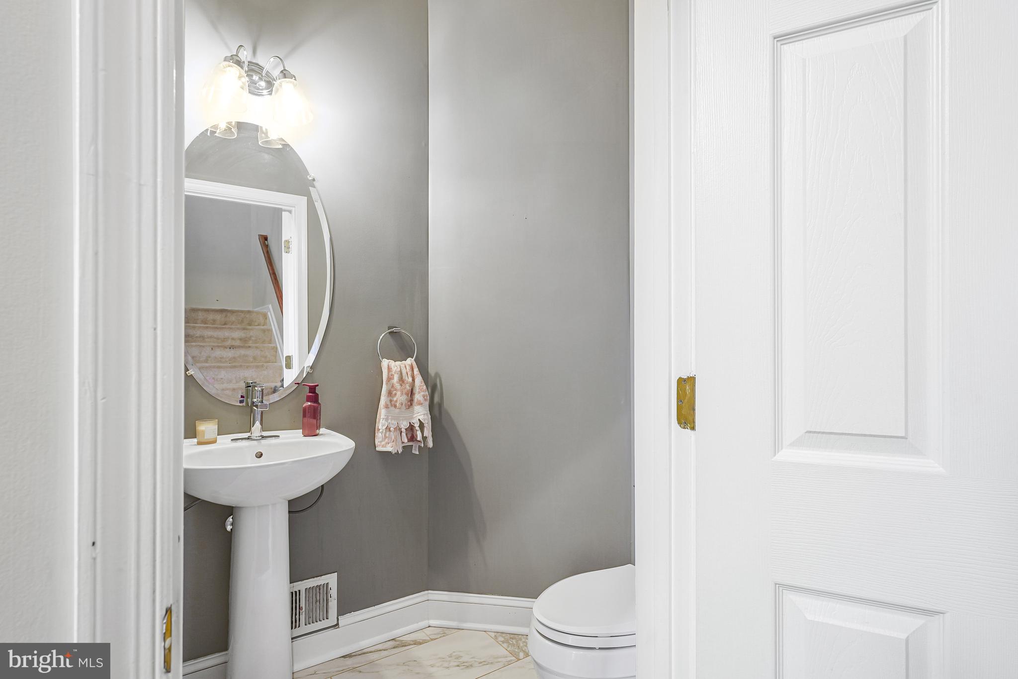 MEDINAH HOMES - Residential Lease