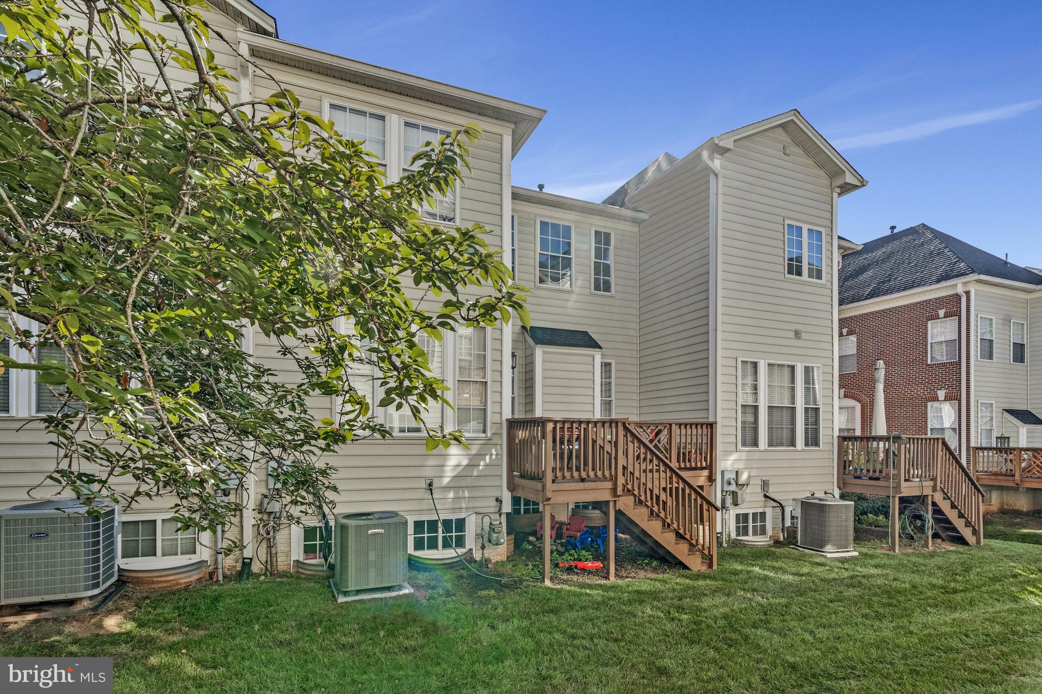 MEDINAH HOMES - Residential Lease