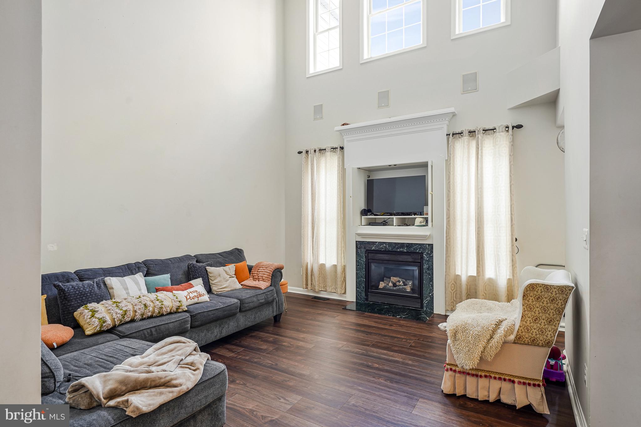 MEDINAH HOMES - Residential Lease