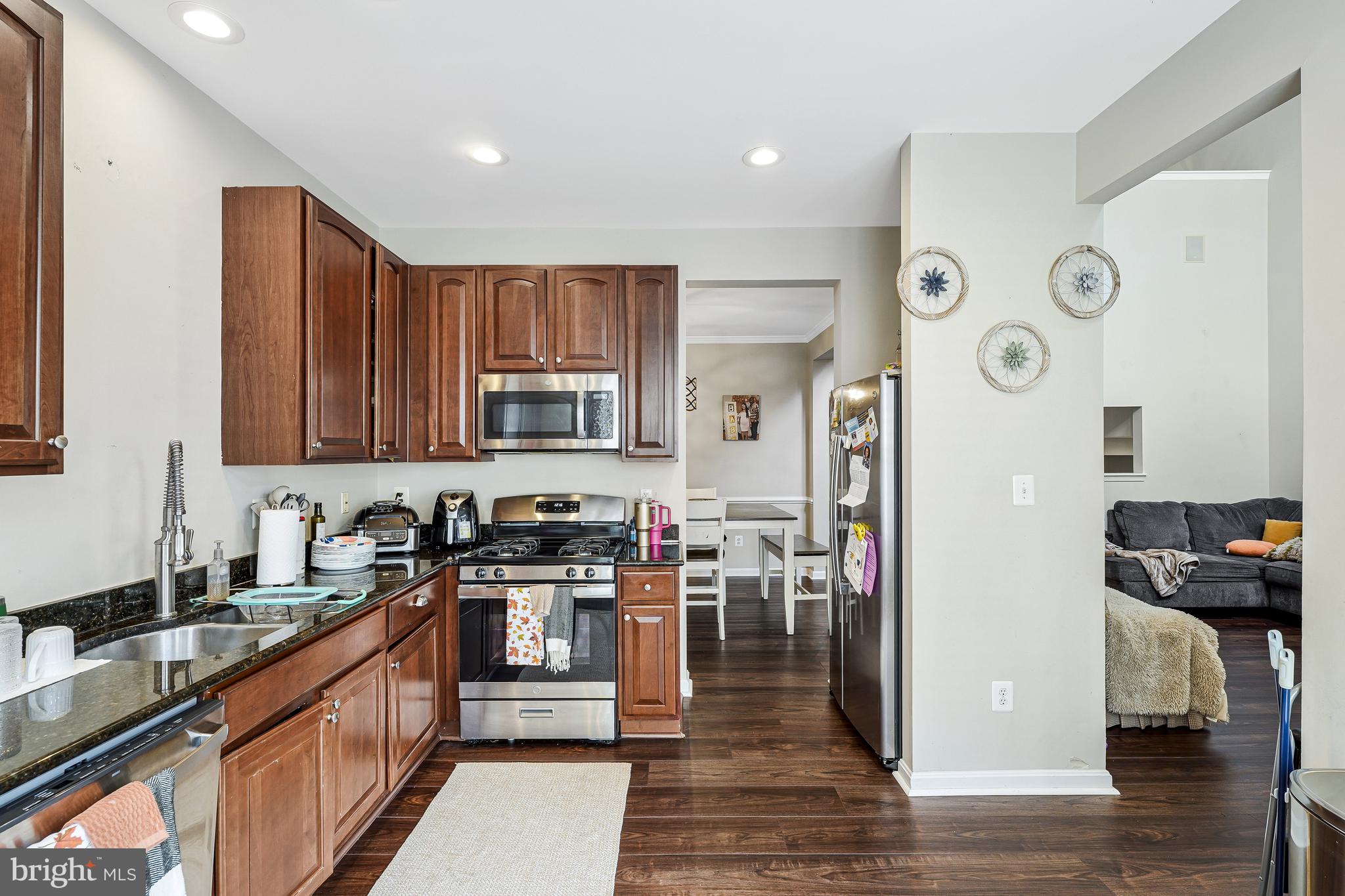 MEDINAH HOMES - Residential Lease