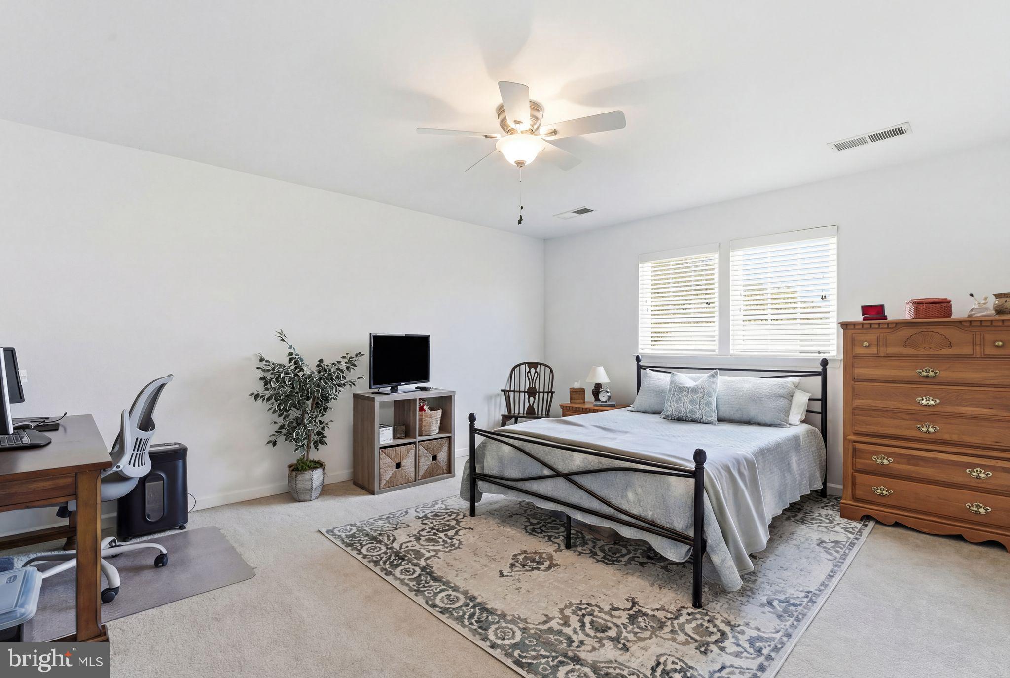 VILLAS AT THE RIDGES - Residential