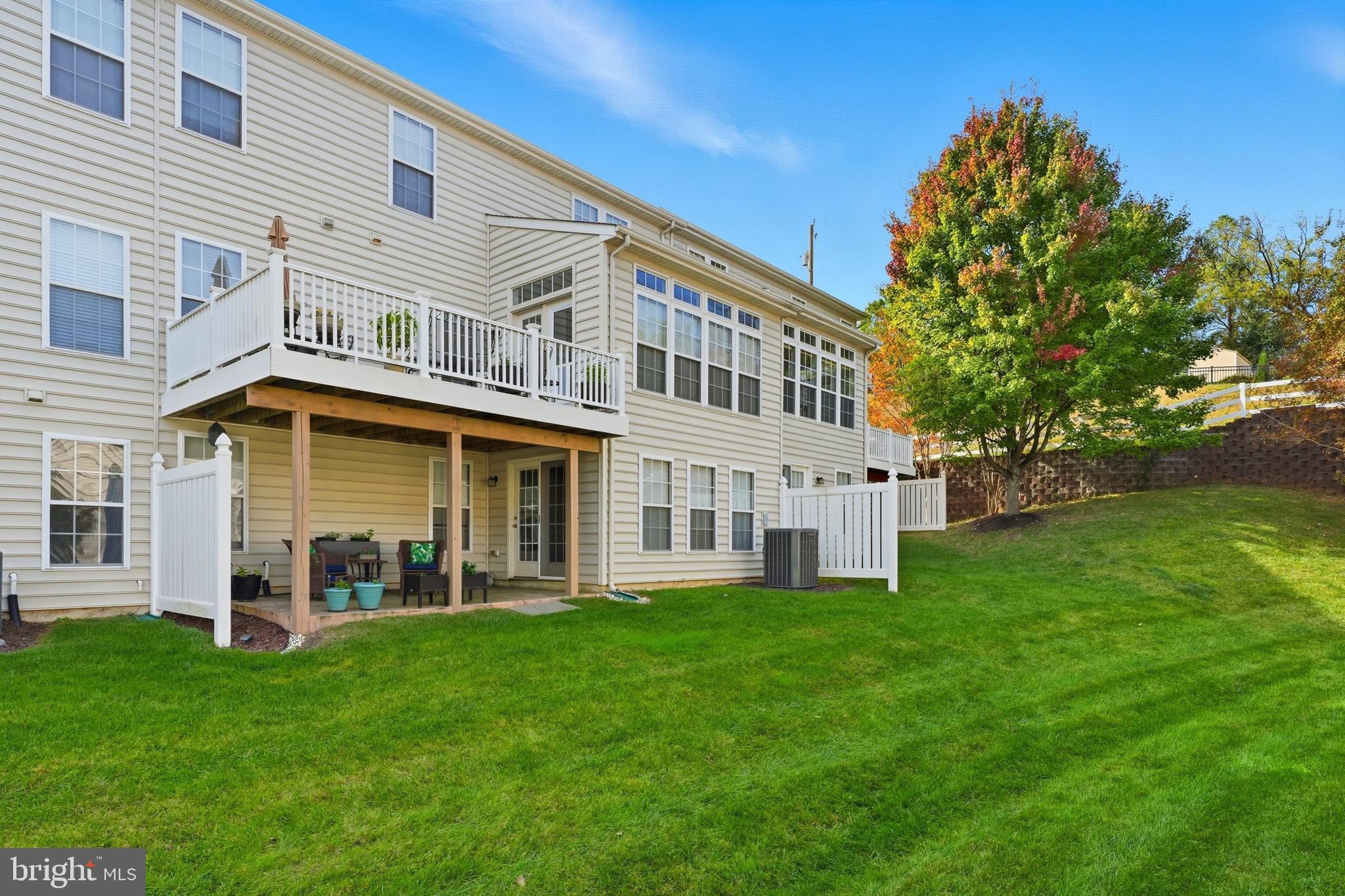 VILLAS AT THE RIDGES - Residential