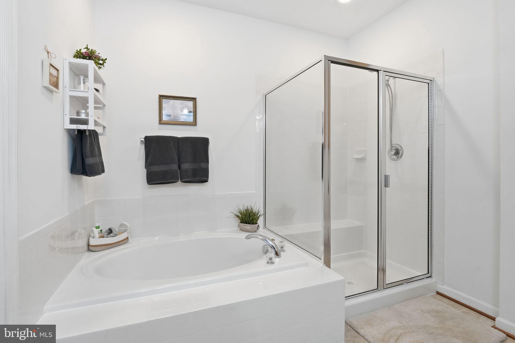 VILLAS AT THE RIDGES - Residential