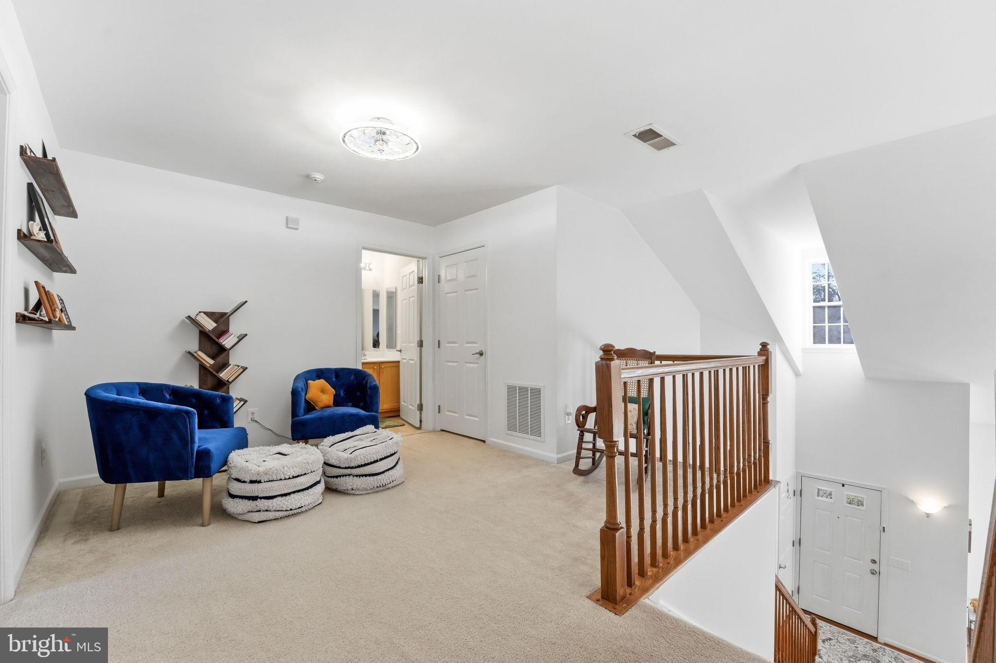 VILLAS AT THE RIDGES - Residential