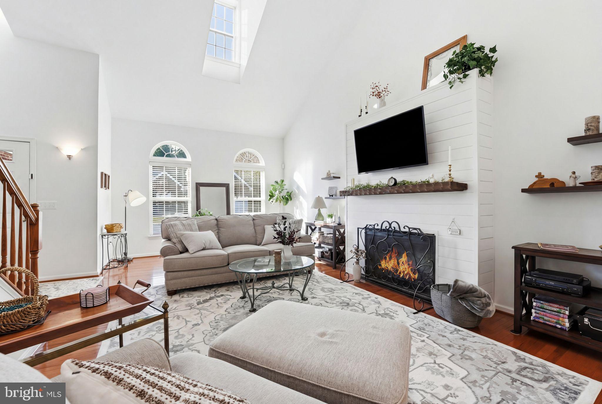 VILLAS AT THE RIDGES - Residential