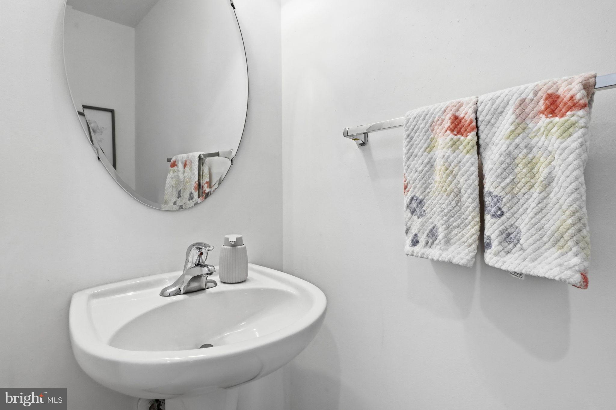 VILLAS AT THE RIDGES - Residential