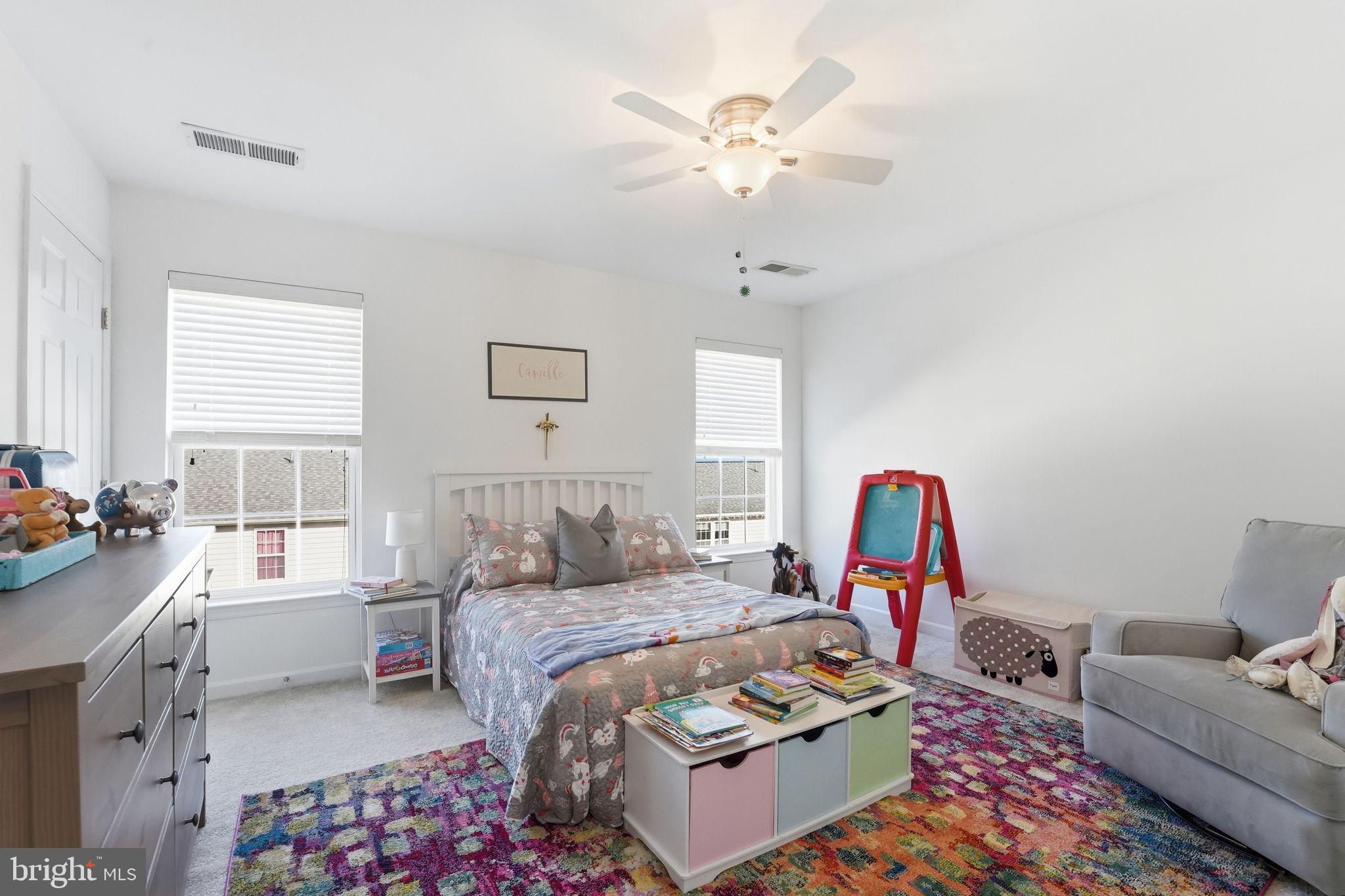 VILLAS AT THE RIDGES - Residential