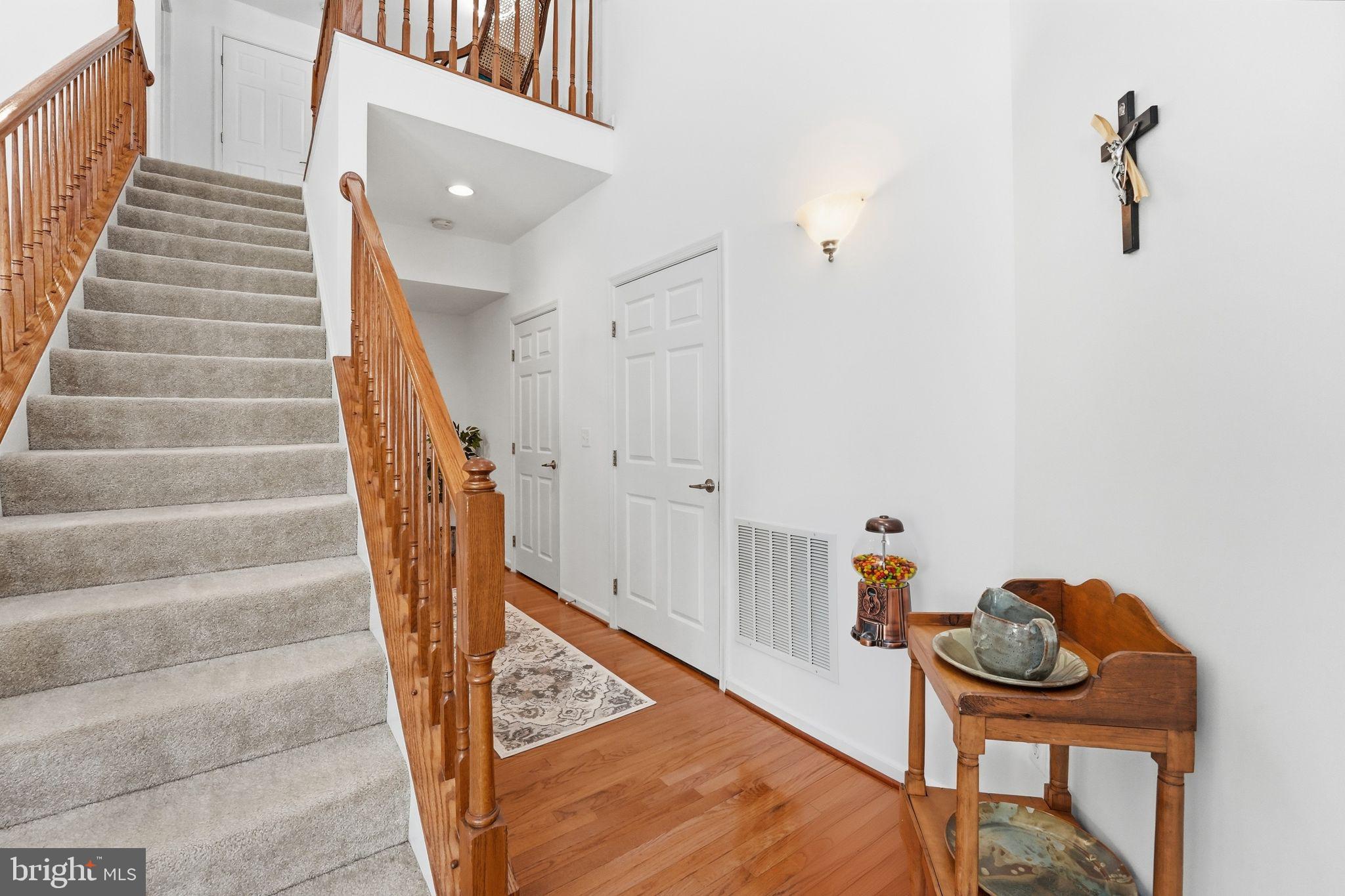 VILLAS AT THE RIDGES - Residential