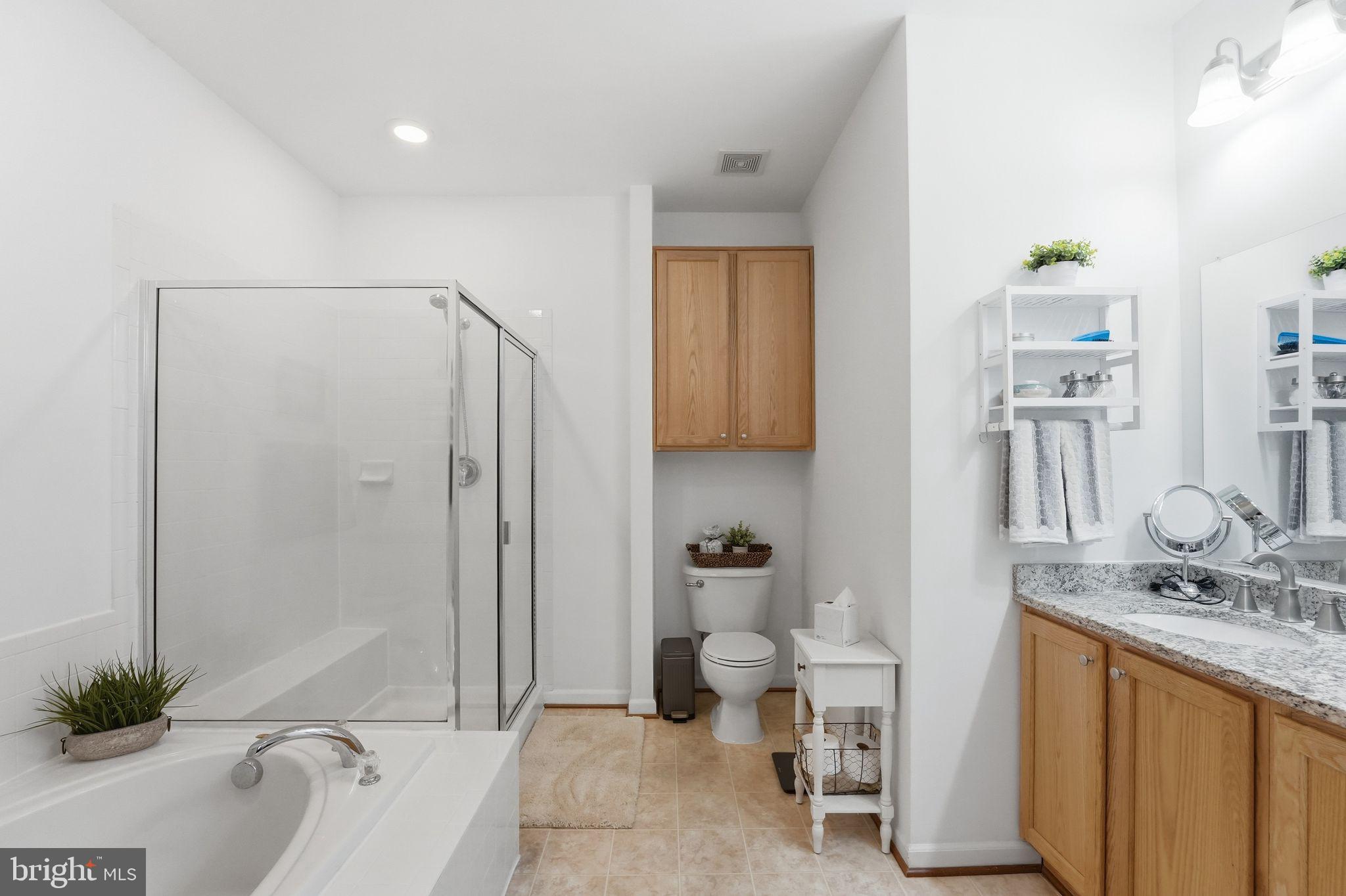 VILLAS AT THE RIDGES - Residential