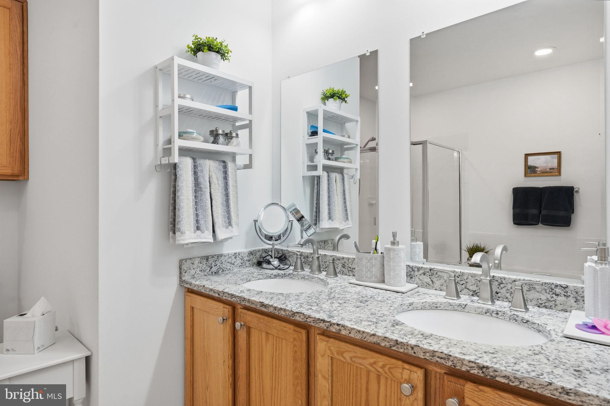 VILLAS AT THE RIDGES - Residential