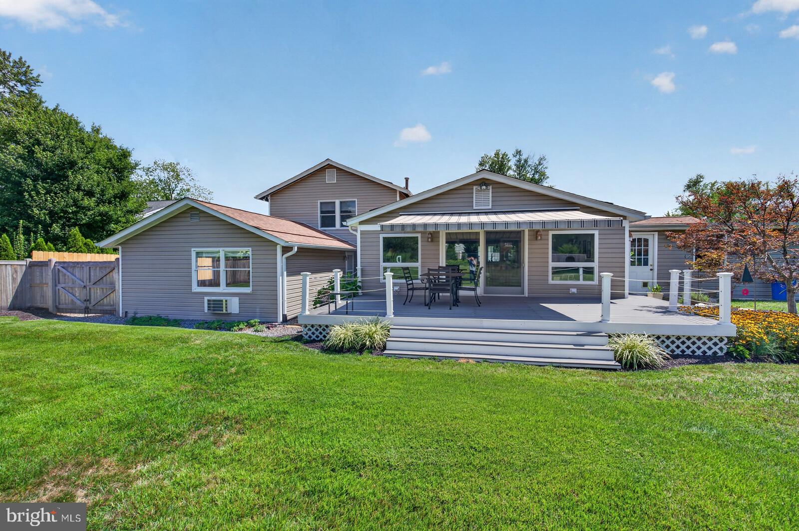 18029 LAFAYETTE DRIVE