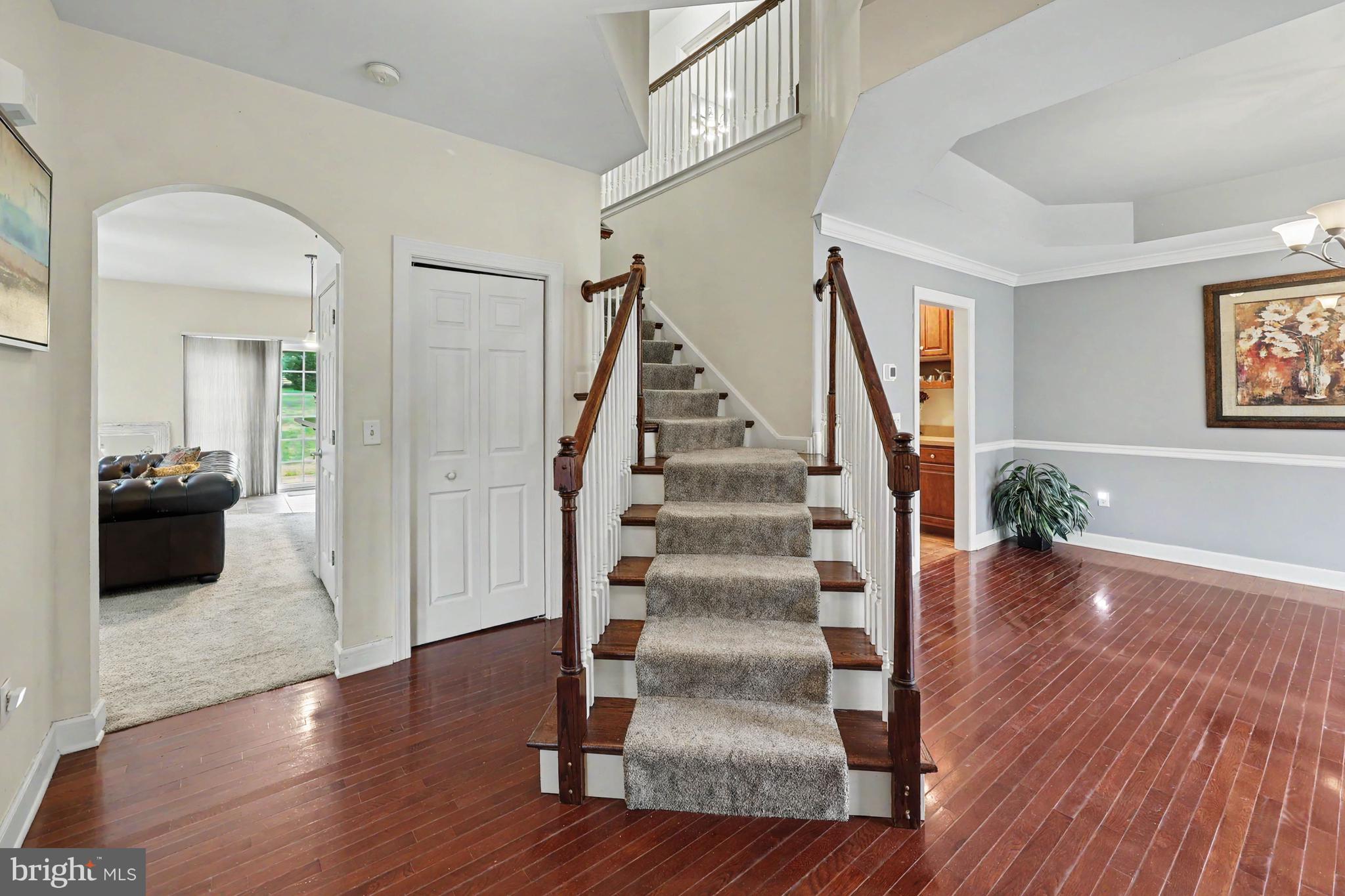 SOUTHPOINT MEADOWS - Residential